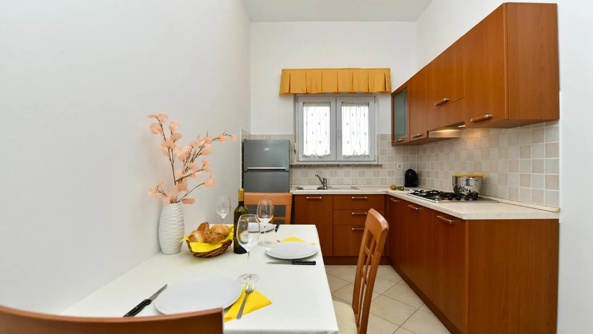 Apartments Galizana 2310