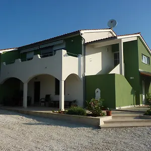 Appartamento Greeny, Galižana