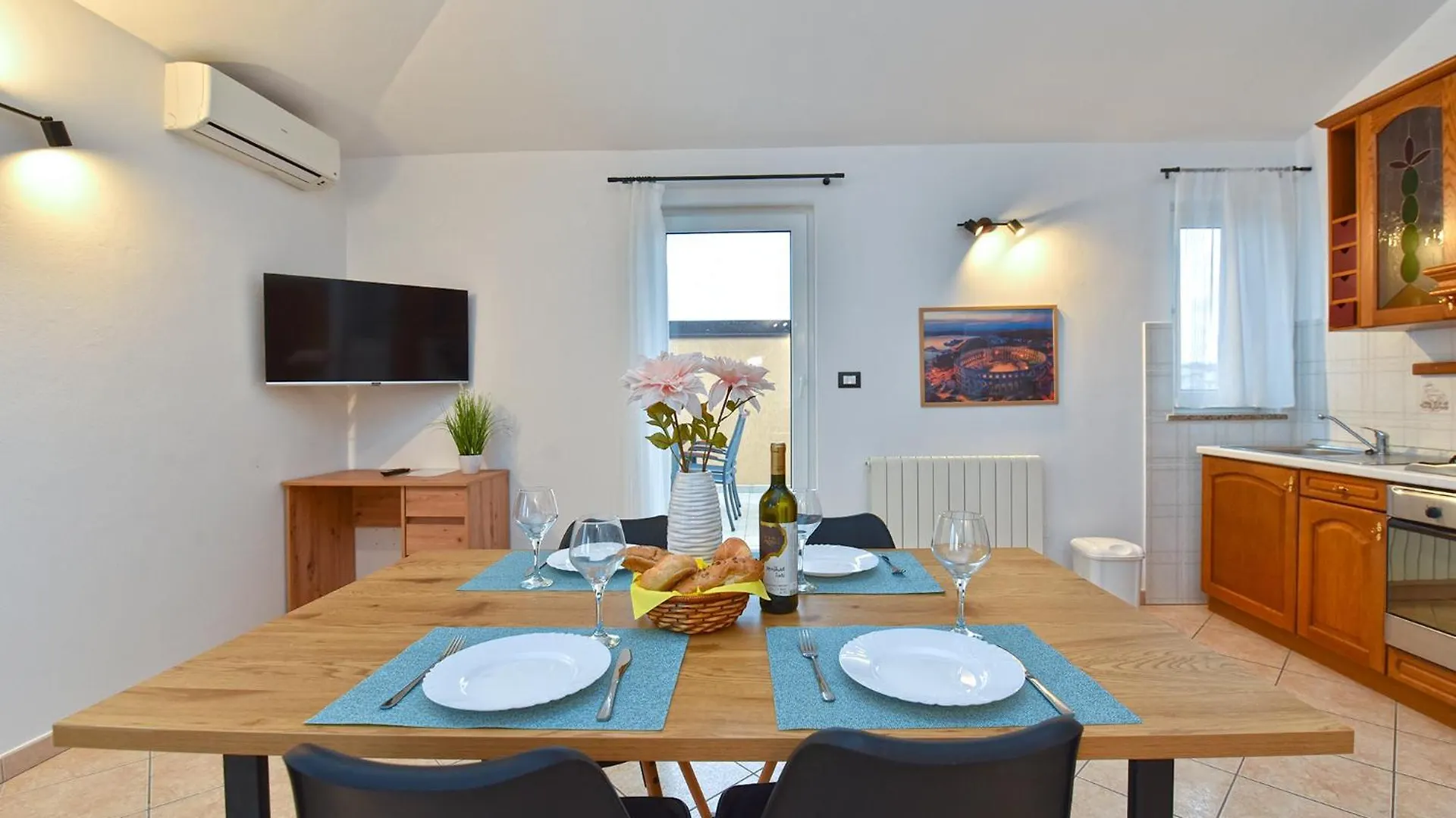 Apartments Galizana 2310