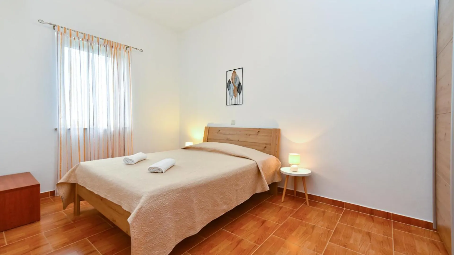 Apartments Galizana 2310